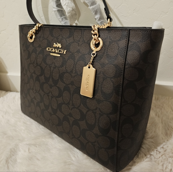 Sold 🎈Coach Signature Brown and Gold Tote - Picture 12 of 12